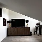 And Cozy Apprtment In With Panoramic View Διαμέρισμα *