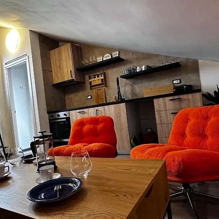 And Cozy Apprtment In With Panoramic View Apartment
