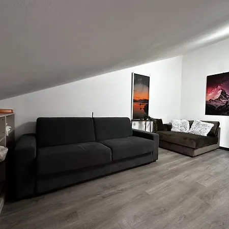 And Cozy Apprtment In With Panoramic View *