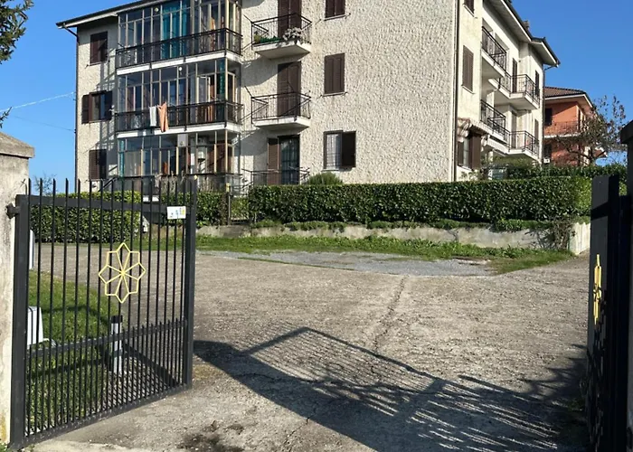 Апартаменты And Cozy Apprtment In With Panoramic View