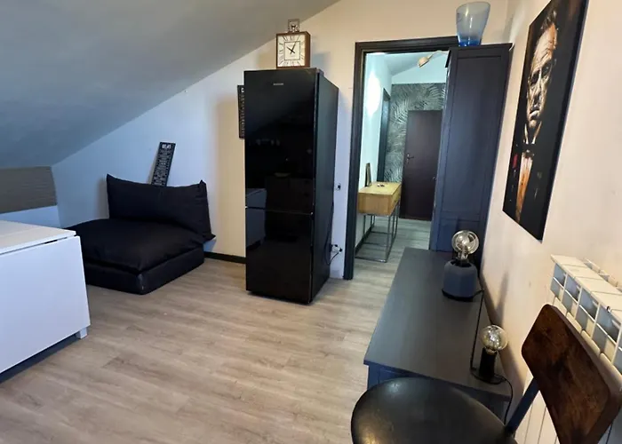 And Cozy Apprtment In With Panoramic View