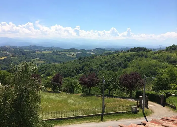 And Cozy Apprtment In With Panoramic View *